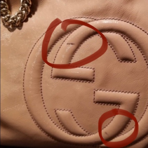 GUCCI
Beige Patent Leather Soho Chain Tote Bag - Picture 5 of 8